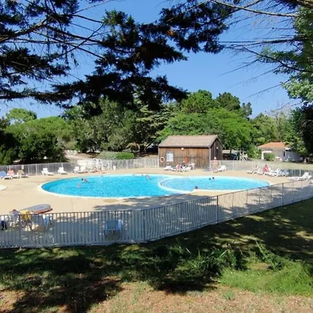 Avec Terrasse Pour 5 A - Api-1-52-687 Camping Saint-Georges-d'Oleron