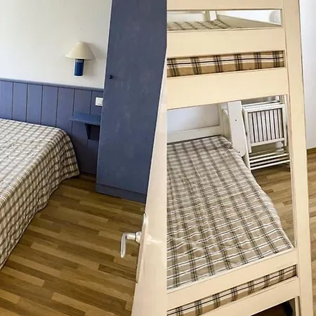 Avec Terrasse Pour 5 A - Api-1-52-687 Camping *