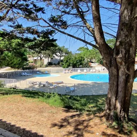 Camping Avec Terrasse Pour 5 A - Api-1-52-687 Saint-Georges-d'Oleron